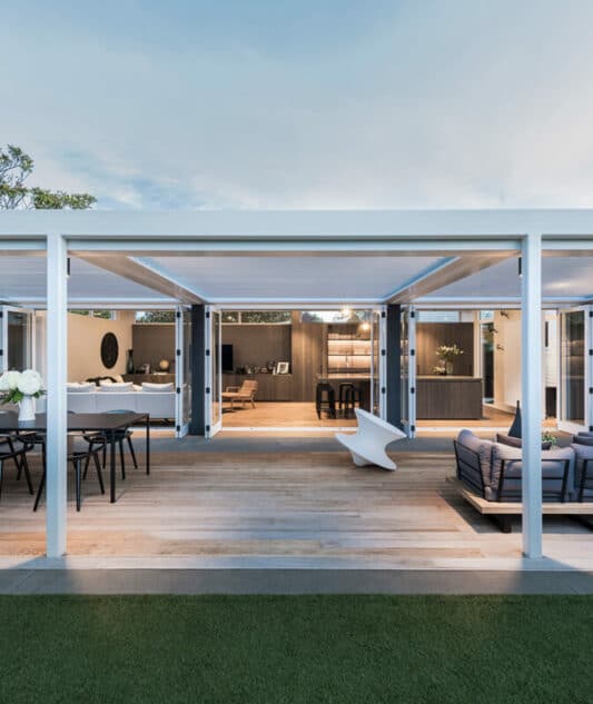 Louvretec Perth Opening Roof