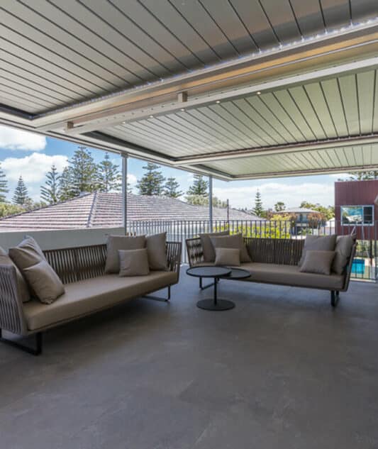 Louvretec Perth Opening Roof