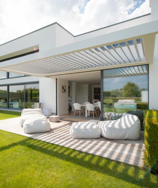 Louvretec Perth Opening Roof