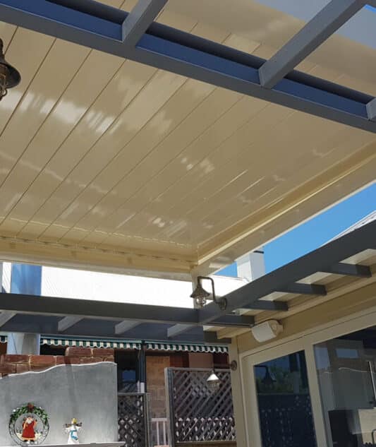 Louvretec Perth Opening Roof