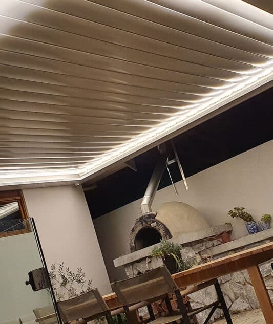 200 Suburban Opening Roof LED gutter clip light option