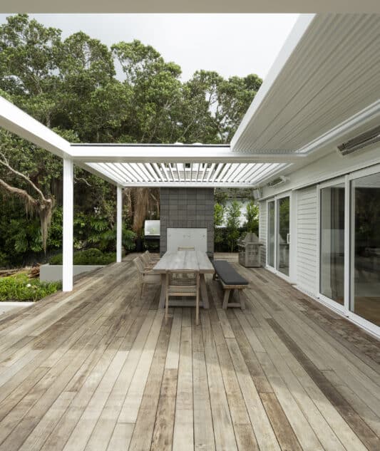220/35 Slimline Retract RoofLT beams and 150x150 posts powder coated flat white